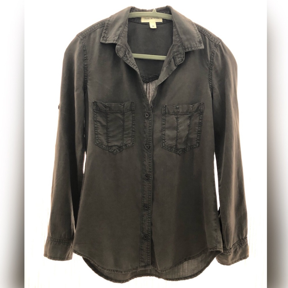 Cloth and Stone charcoal gray button down